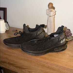 Nike Black and Gray Athletic Shoes